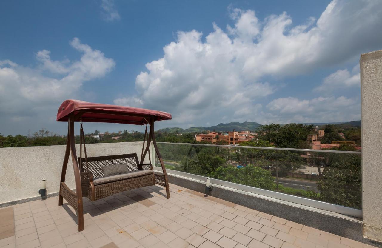 Villa Azul By Stayvista, Offering A Snooker Table, Terrace, Swimming Pool & A Spacious Lawn With A Charming Gazebo For A Perfect Getaway Lonavala Exterior foto